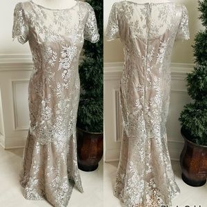 BRIANNA Special Occasion Silver Lace Dress Size 16